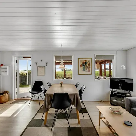 Aslak - 25m From The Sea By Interhome Nyaraló