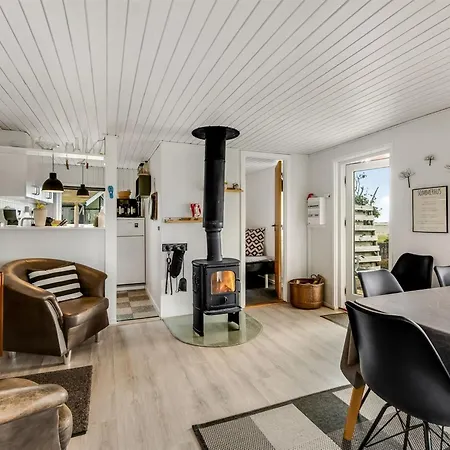 Nyaraló Aslak - 25m From The Sea By Interhome *